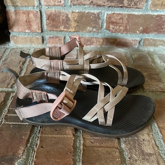 Chaco Junior Pale Pink ZX/1 EcoTread Strappy Sandals - Picture 2 of 8